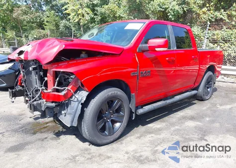 2017 Ram 1500 Night 4X4 5'7 Box z USA, uszkodzony, nr VIN 1C6RR7MT8HS614196